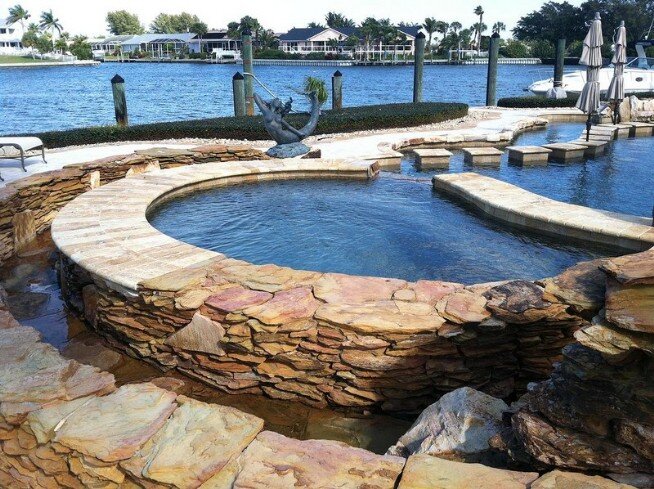 Pavers around the pool deck in Bradenton FL